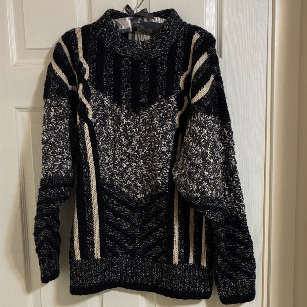 Men's Black and Cream Sweater Size L